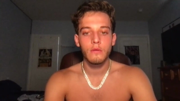 Italianmeat2  09-09-2021 video striptease